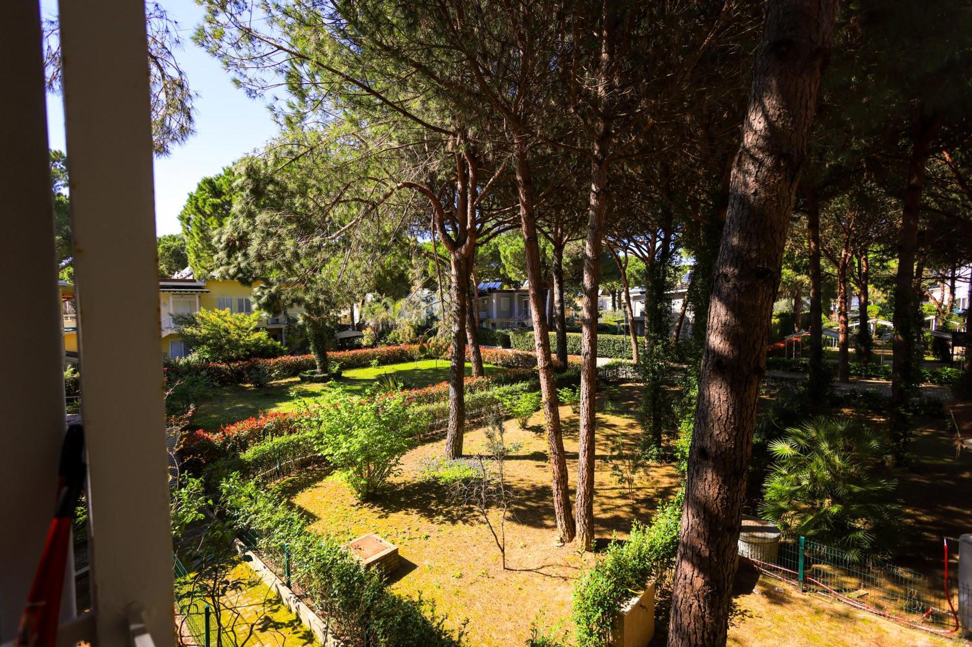 Grandstay Villa Perla Resort Durrës Exterior foto